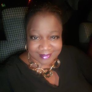 Meet your Posher, Ava